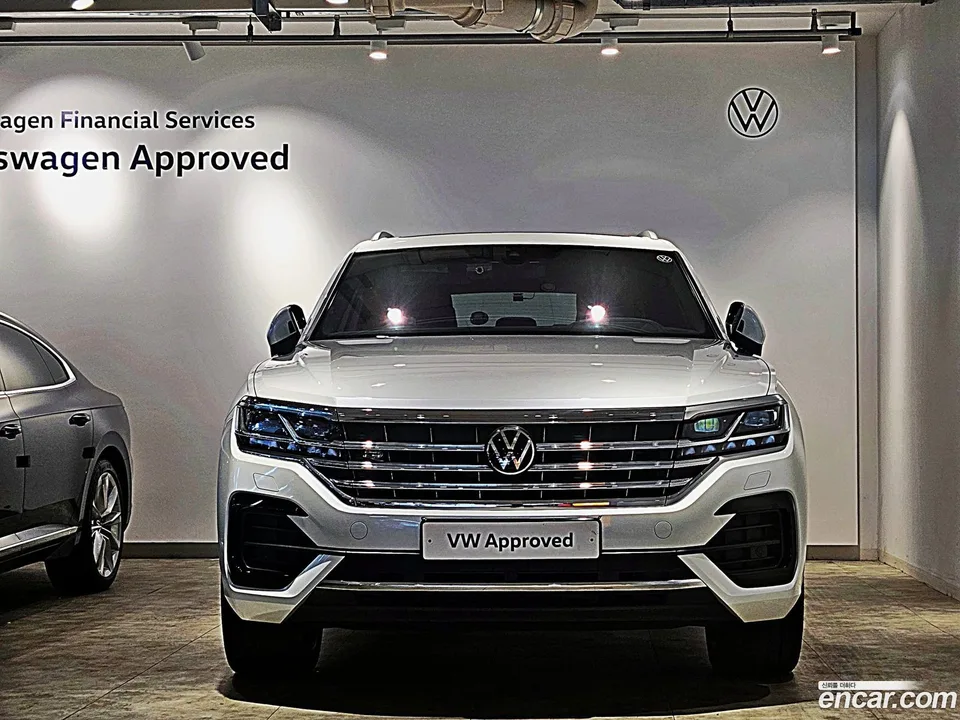 Volkswagen Touareg 3.0 TDI R-Line 2023 — миниатюра 3