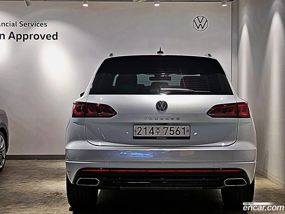 Volkswagen Touareg 3.0 TDI R-Line 2023 — миниатюра 4