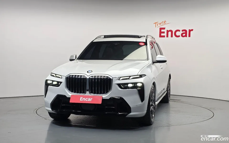 BMW X7 xDrive 40i M 6 2025 — миниатюра 3