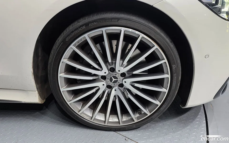 Mercedes-Benz S-Class S500L 4MATIC 2023 — миниатюра 5