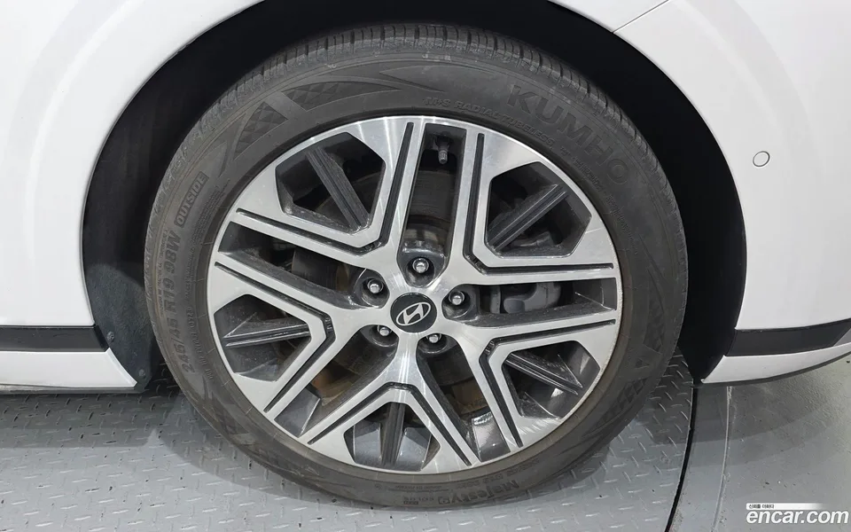 Hyundai Grandeur 3.5 LPG 2WD 2023 — миниатюра 2