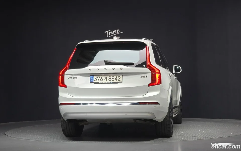 Volvo XC90 B6 2022 — миниатюра 4