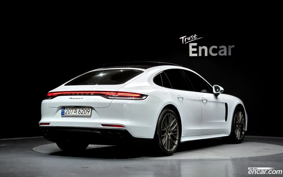 Porsche Panamera (971) 2.9 AWD 2022 — миниатюра 2