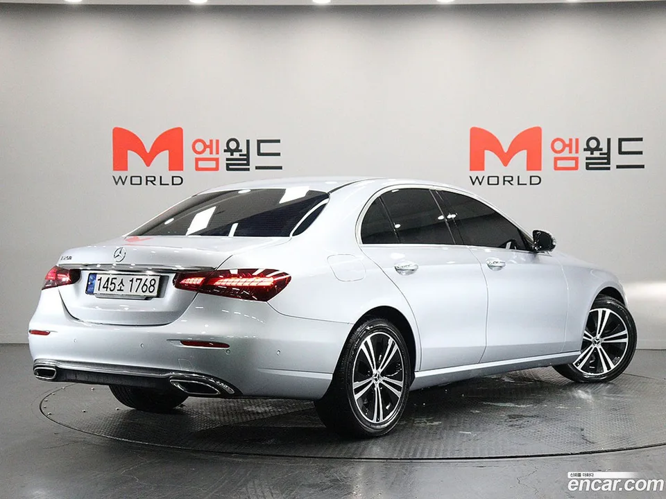 Mercedes-Benz E-Class E250 2022 — миниатюра 4