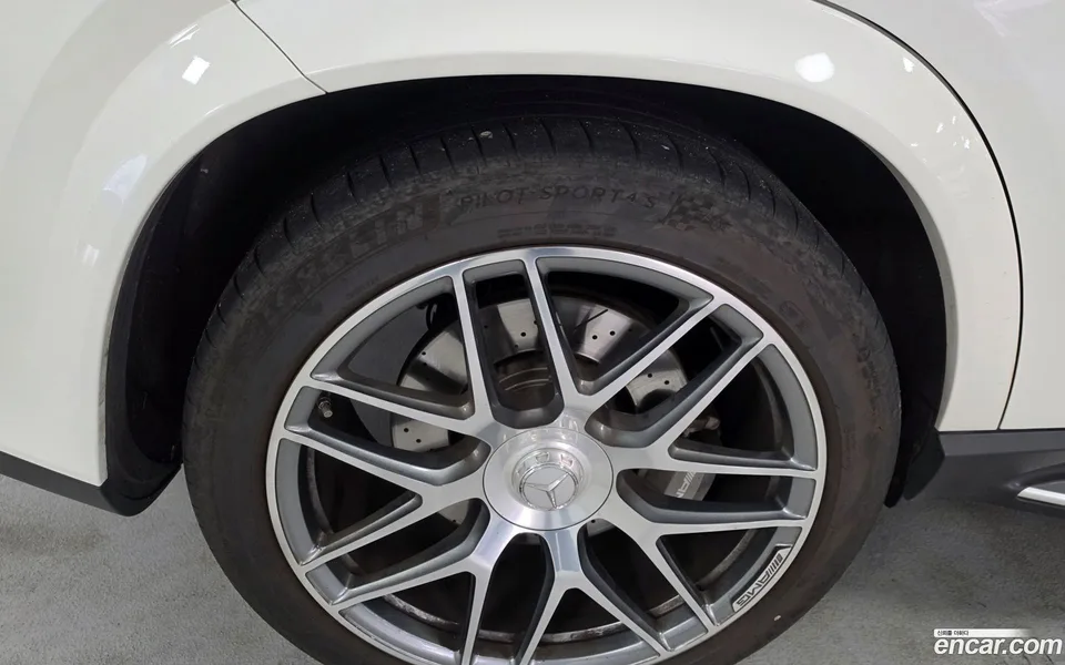 Mercedes-Benz GLE-Class AMG GLE53 4MATIC+ 2023 — миниатюра 2