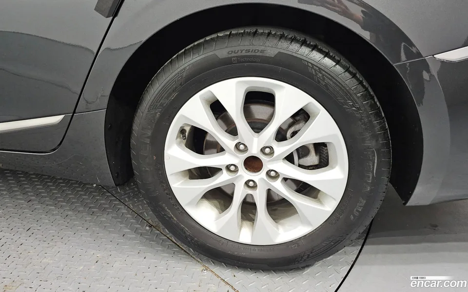 Kia K8 2.5 2WD 2022 — миниатюра 5