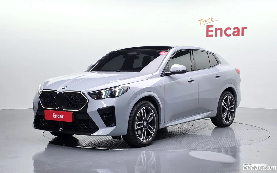 BMW X2 xDrive20i M 2025 — фото 1, купить с доставкой в Москву