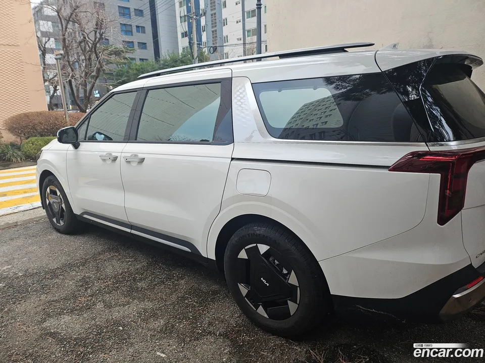 Kia Carnival HEV 9 2024 — миниатюра 2