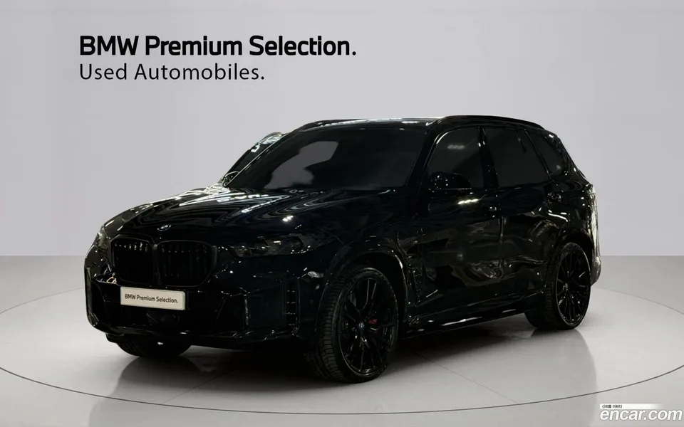 BMW X5 xDrive 50e M 2024 — фото 1, купить с доставкой в Москву