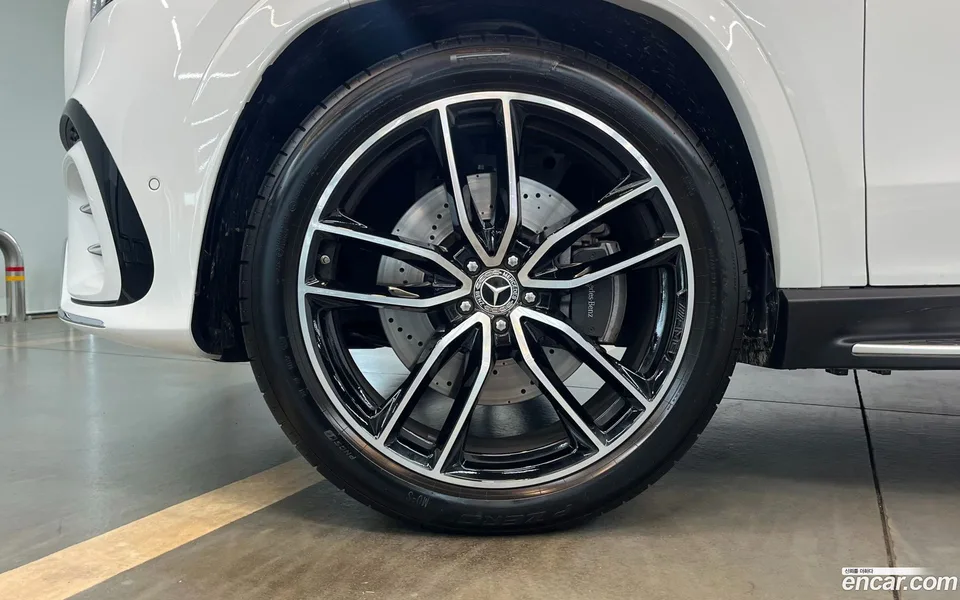 Mercedes-Benz GLS-Class GLS450 4MATIC 2025 — миниатюра 5