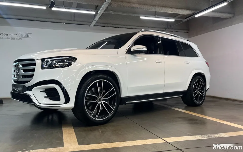 Mercedes-Benz GLS-Class GLS450 4MATIC 2025 — фото 1, купить с доставкой в Москву
