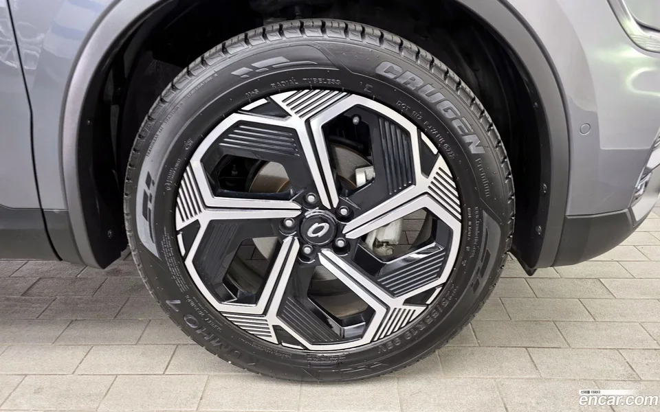 Renault Samsung QM6 2.0 LPe RE 2WD 2023 — миниатюра 2