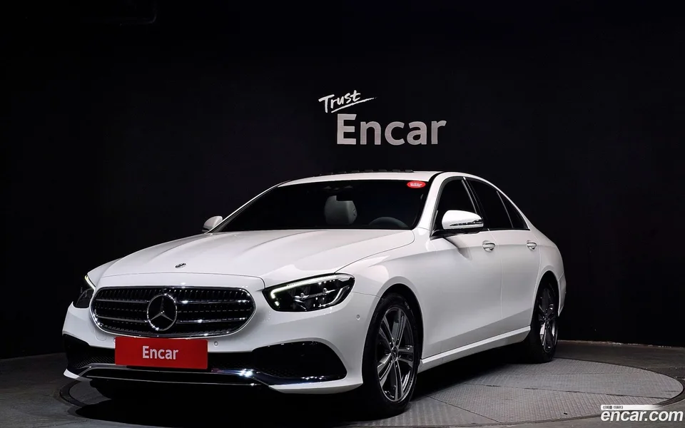 Mercedes-Benz E-Class E250 2023 — фото 1, купить с доставкой в Москву