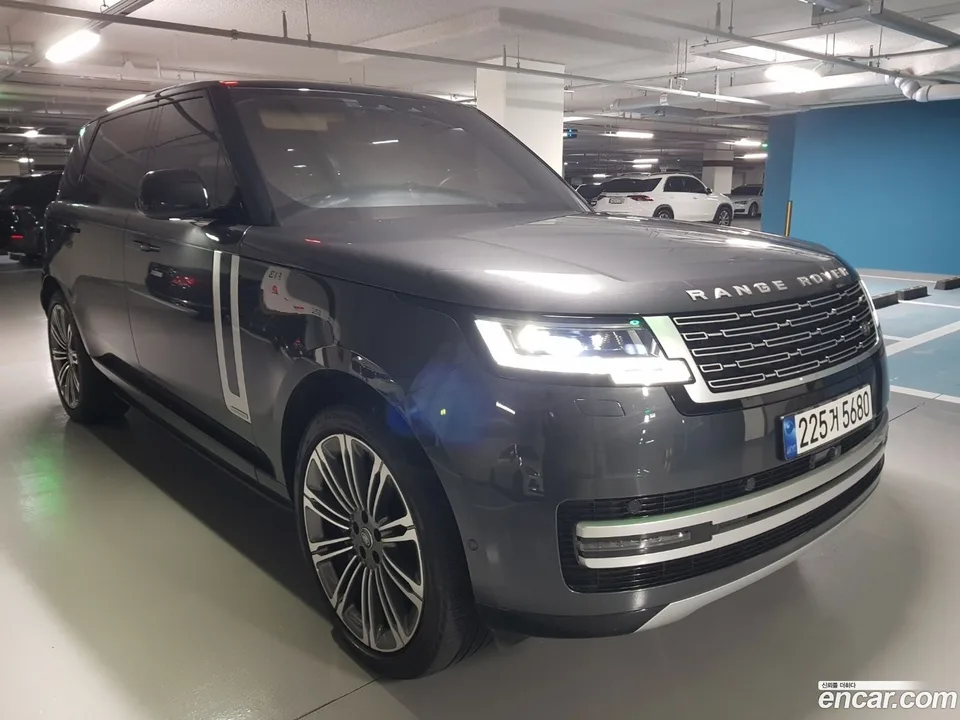 Land Rover Range Rover P530 AB LWB 2022 — миниатюра 3