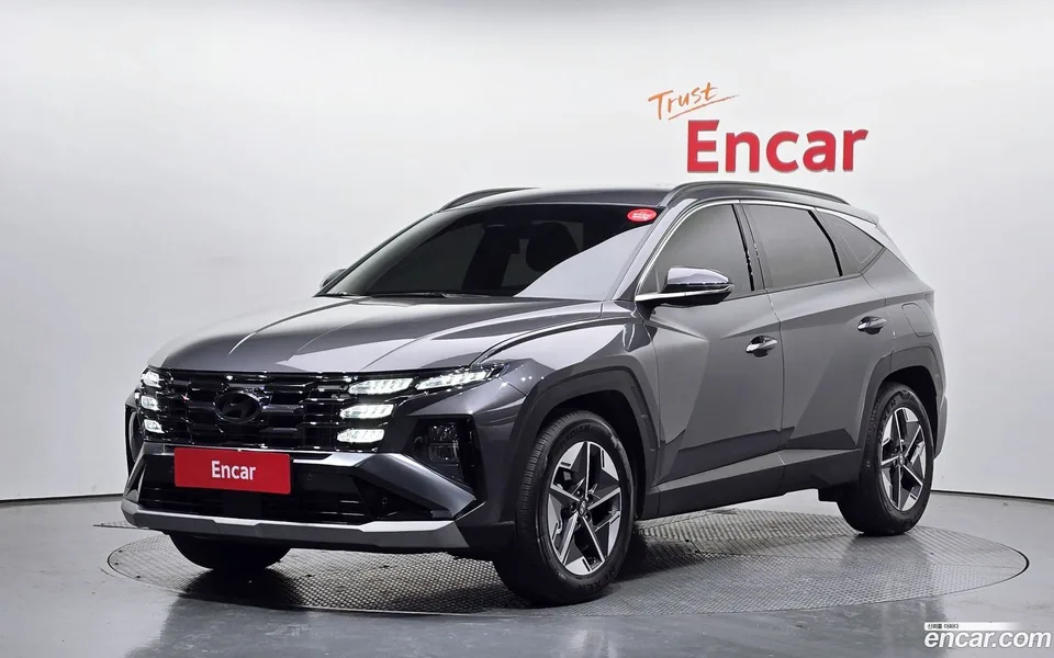 Hyundai Tucson NX4 1.6 2WD 2024 — фото 1, купить с доставкой в Москву