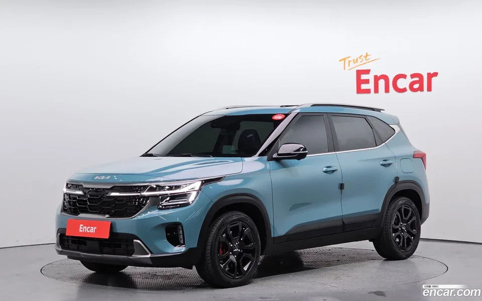 Kia Seltos 2.0 4WD 2024 — фото 1, купить с доставкой в Москву