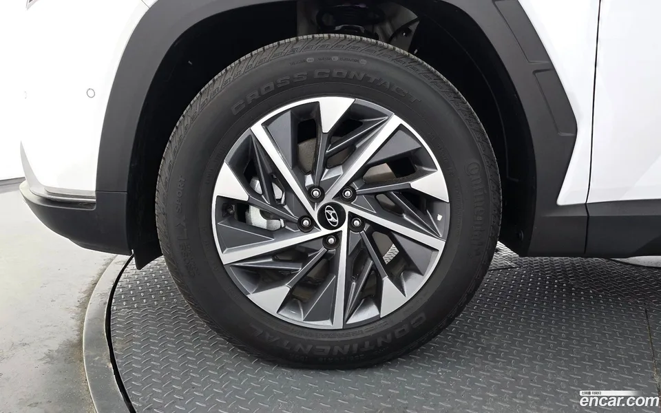 Hyundai Tucson Hybrid 2WD 2023 — миниатюра 2
