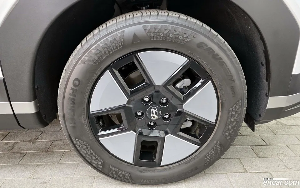 Hyundai SantaFe HEV 1.6 2WD 2024 — миниатюра 2