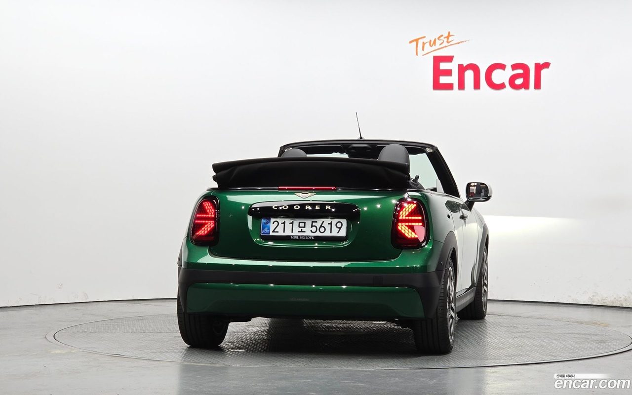 MINI Cooper C Convertible 2025 — 4