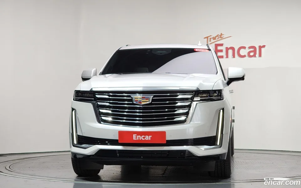 Cadillac Escalade 6.2 ESV 2023 — миниатюра 3