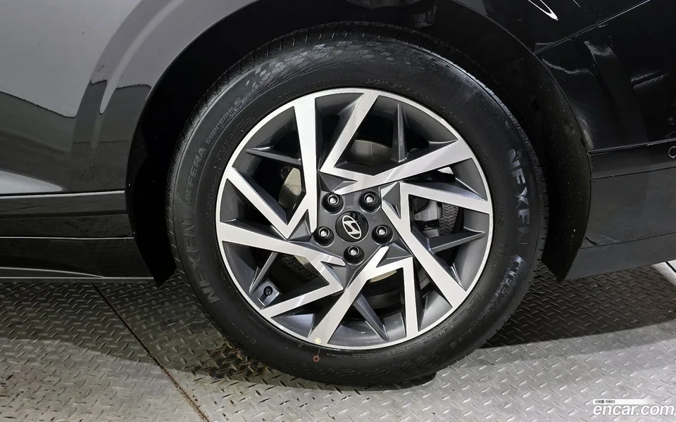 Hyundai Grandeur Hybrid 2025 — миниатюра 5