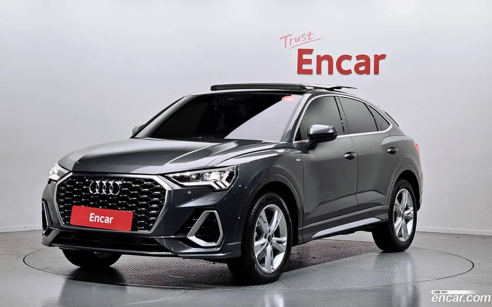 Audi Q3 35 TDI 2022 — фото 1, купить с доставкой в Москву
