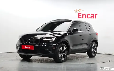 Volvo XC40 2023 buy in Moscow