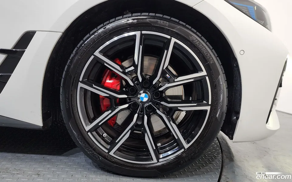 BMW 4 Series 420i M 2025 — миниатюра 2