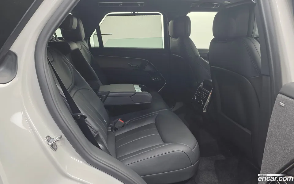 Land Rover Range Rover Sport P550E HSE 2025 — миниатюра 2