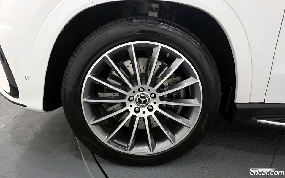 Mercedes-Benz GLE-Class GLE450 4MATIC 2024 — миниатюра 5