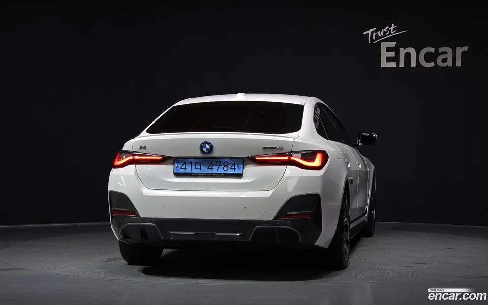 BMW i4 eDrive40 M 2023 — миниатюра 4