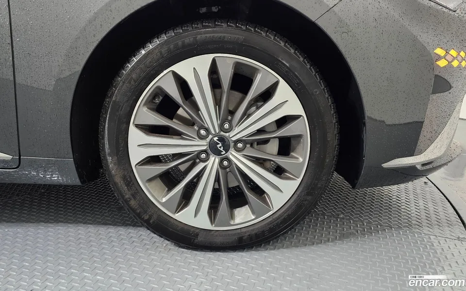 Kia K8 Hybrid 2023 — миниатюра 5