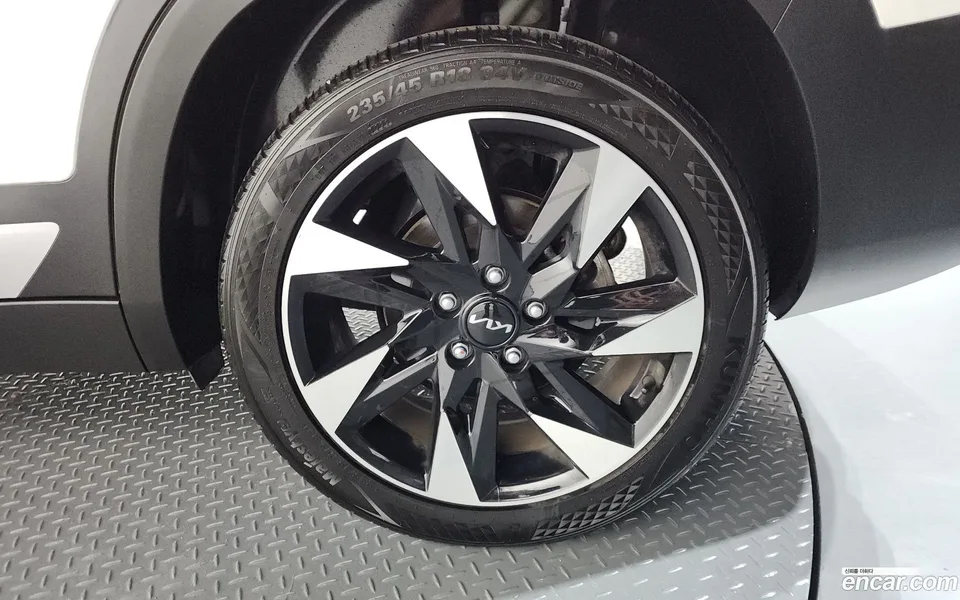 Kia Seltos 1.6 2WD 2022 — миниатюра 2