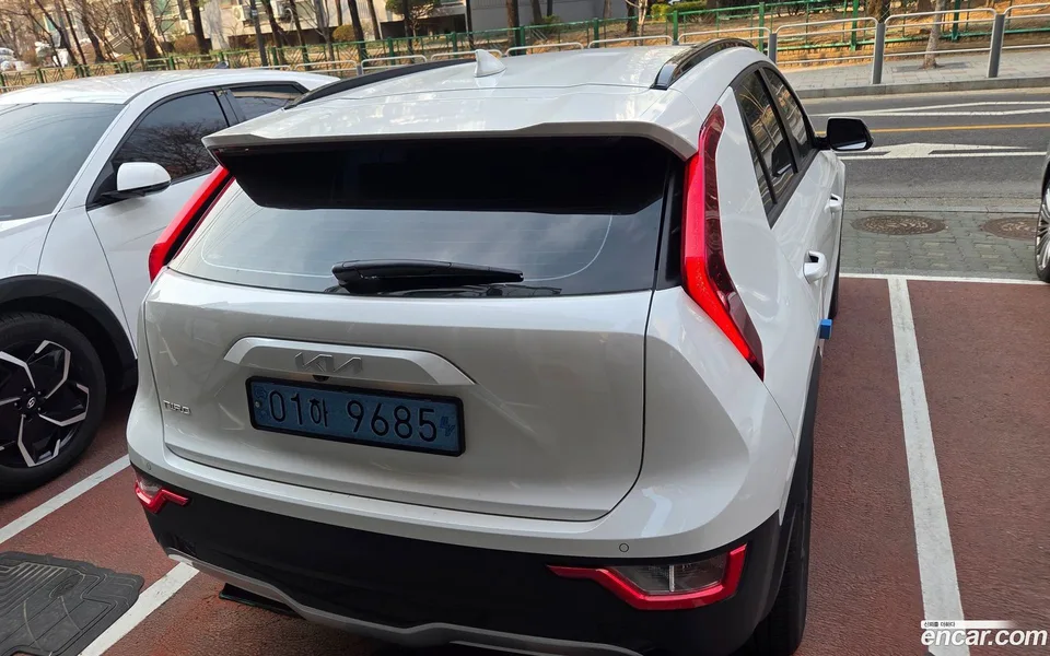 Kia Niro EV 2023 — миниатюра 5