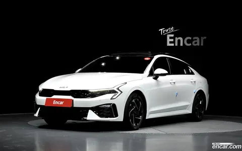 Kia K5 Hybrid 2024 buy in Moscow