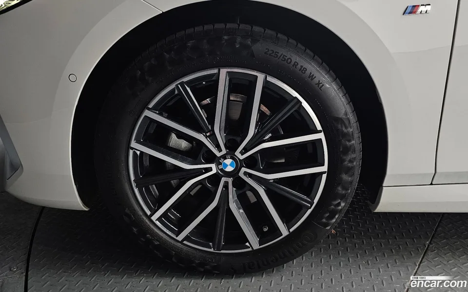 BMW 2 Series Active Tourer 220i M 2025 — миниатюра 2