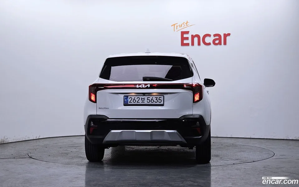 Kia Seltos 1.6 2WD 2023 — миниатюра 4