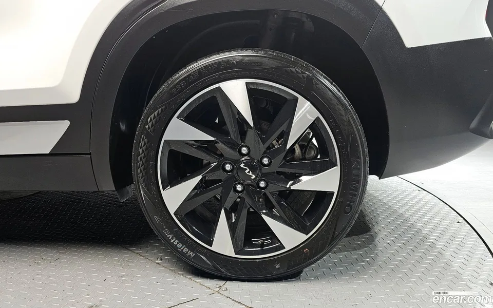 Kia Seltos 1.6 2WD 2022 — миниатюра 5