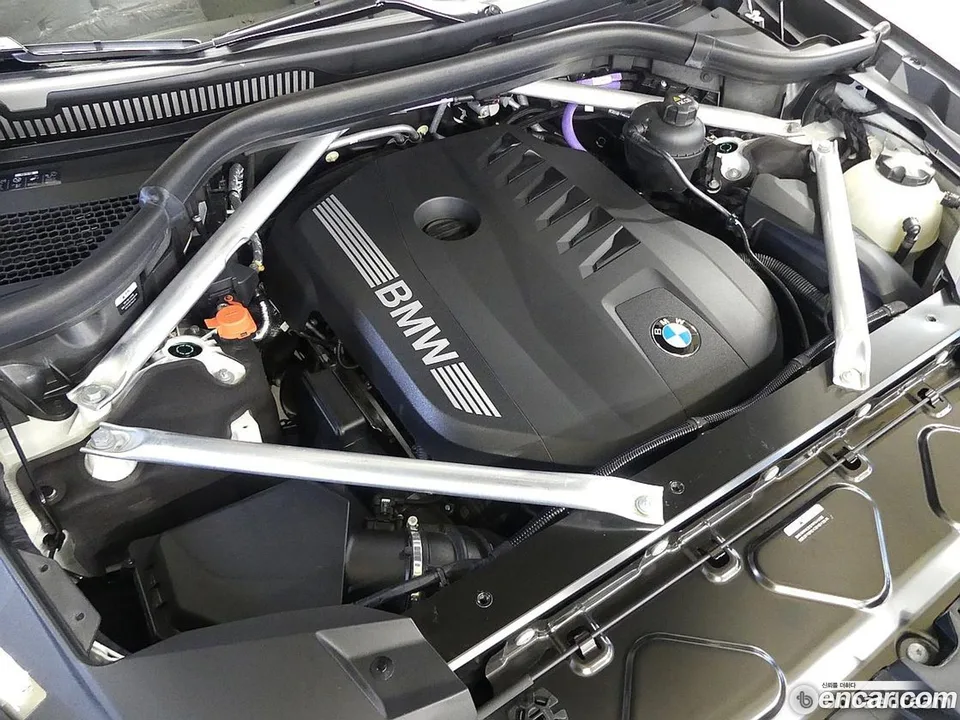 BMW X7 xDrive 40i 6 2023 — миниатюра 2