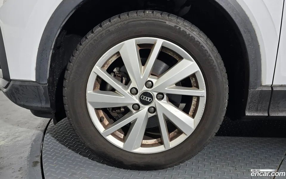 Audi Q2 35 TDI 2023 — миниатюра 2