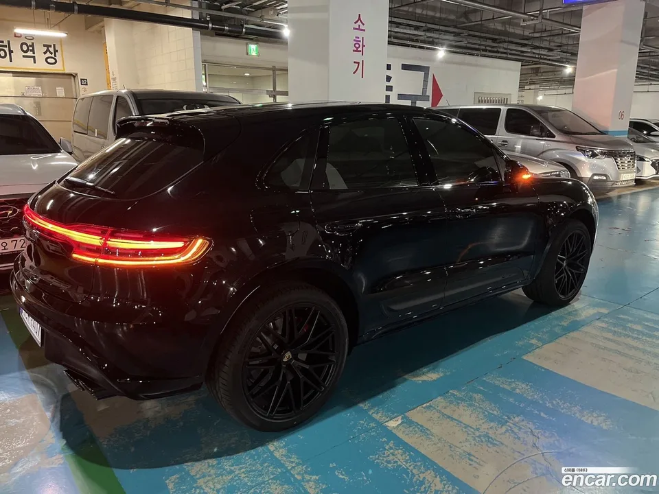 Porsche Macan 2.9 GTS 2023 — фото 1, купить с доставкой в Москву