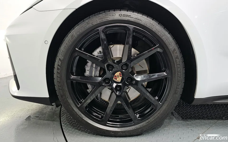 Porsche Panamera (976) 2.9 AWD 2024 — миниатюра 2