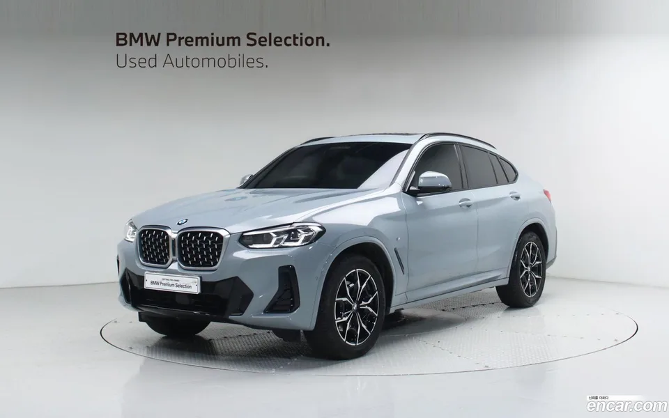 BMW X4 xDrive20i M 2024 — фото 1, купить с доставкой в Москву