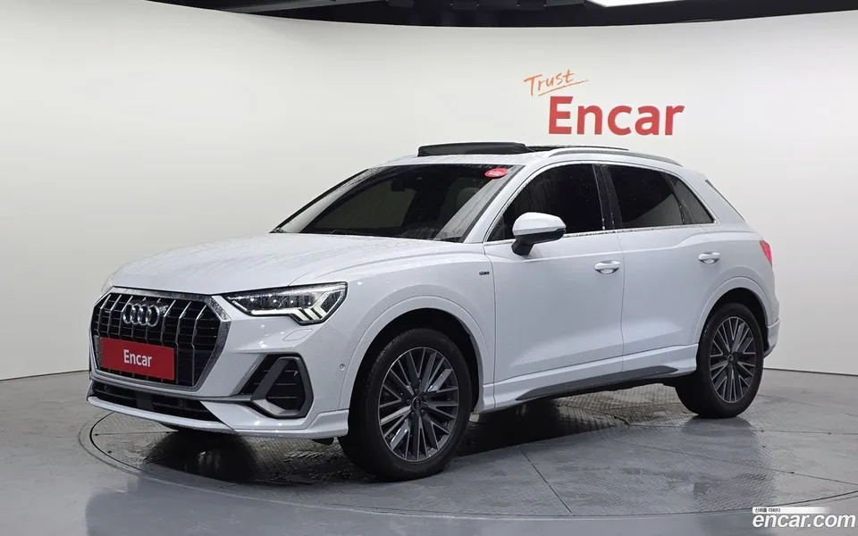 Audi Q3 35 TDI 2023 — фото 1, купить с доставкой в Москву
