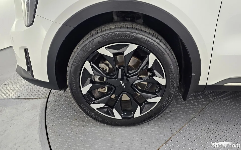 Kia Sorento 2.5T 2WD 2023 — миниатюра 5