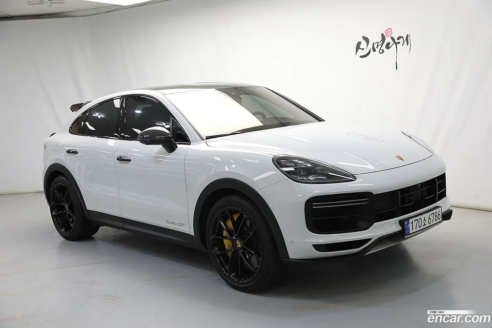 Porsche Cayenne 4.0 GT 2023 — миниатюра 3