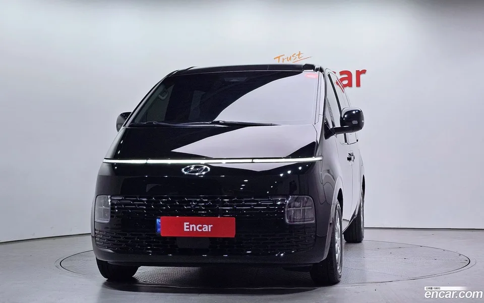 Hyundai Staria 5 2023 — миниатюра 3
