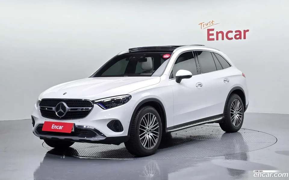 Mercedes-Benz GLC-Class GLC300 4MATIC 2025 — фото 1, купить с доставкой в Москву
