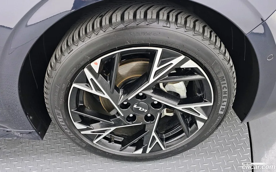 Kia K5 Hybrid 2024 — миниатюра 5