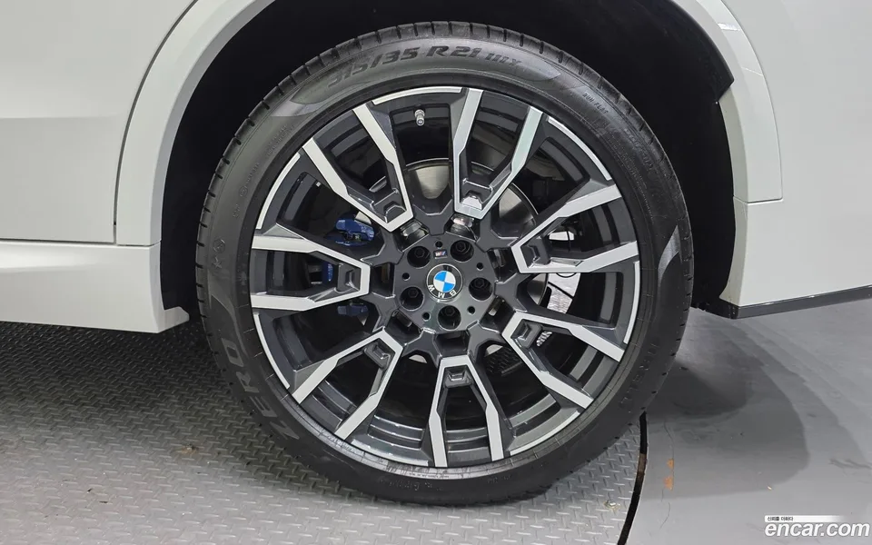BMW X5 xDrive 30d M 2025 — миниатюра 5